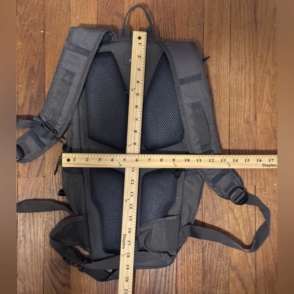 Quest Grey Hydration Backpack